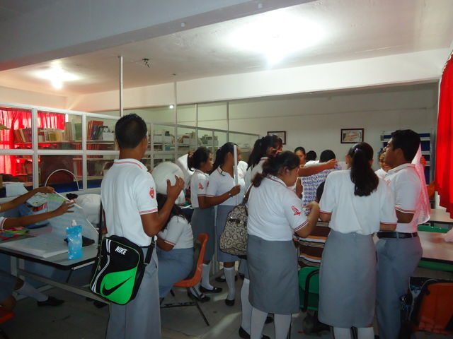 EN LA BIBLIOTECA